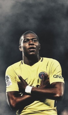 weblywall.com-Kylian Mbappé-40.jpg