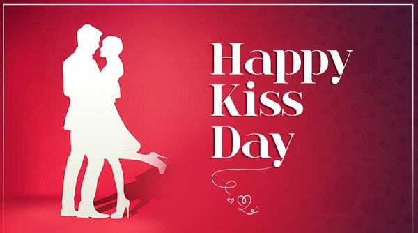 weblywall.com-Kiss Day-39.jpg