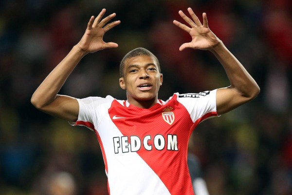 weblywall.com-Kylian Mbappé-55.jpg