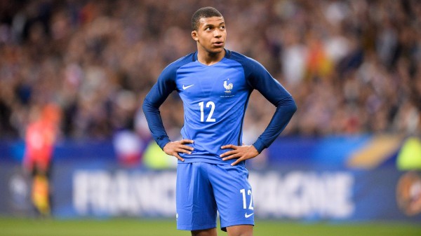 weblywall.com-Kylian Mbappé-60.jpg