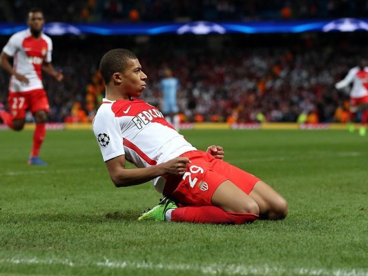 weblywall.com-Kylian Mbappé-57.jpg