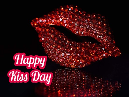 weblywall.com-Kiss Day-27.jpg